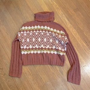 Cropped turtle neck sweater
